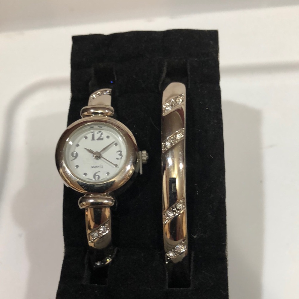 Avon 2 Piece Watch Jewelry Gift Set Silver Tone  Rhinestones Bracelet
